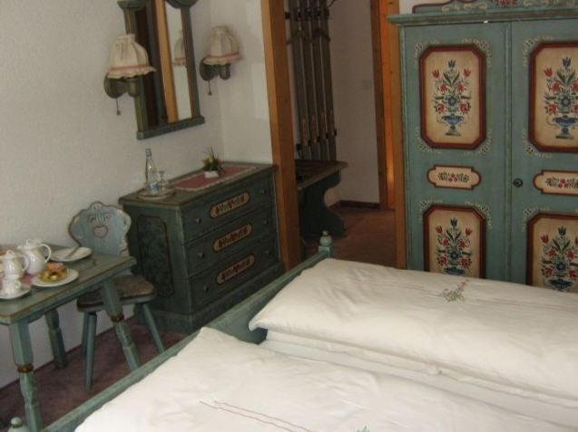 Hotel Hirschen Alt St. Johann Zimmer foto